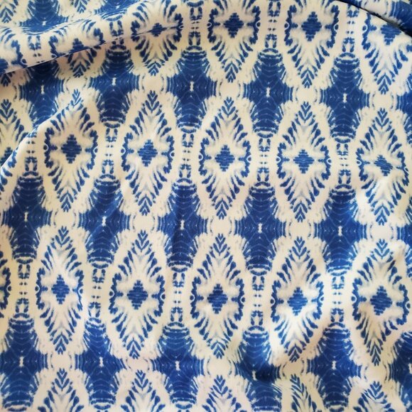 A Pea In The Pod Maternity Tankini Top - Picture 6 of 8